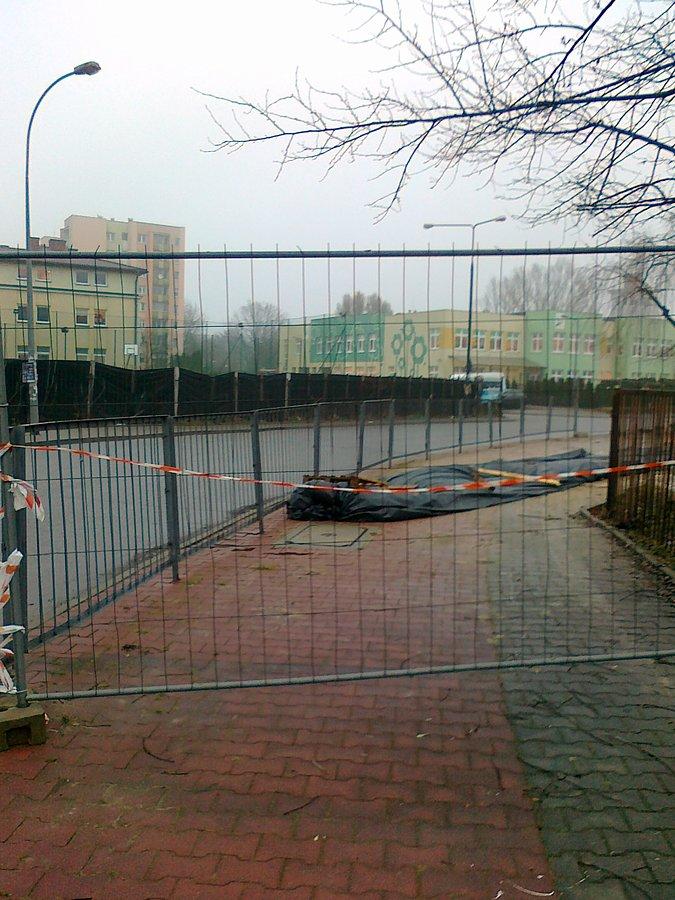 A tu dalej coś grzebią, też mają ślimacze tempo