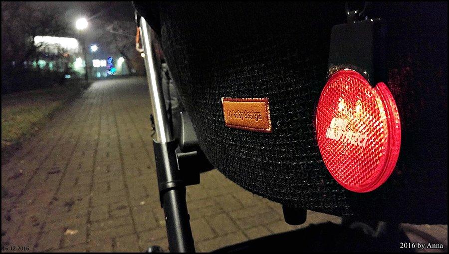 Świecący odblask od MZA- Bądź widoczny na chodniku :D