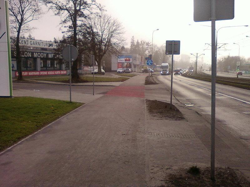 DDR wzdłuż Rzgowskiej