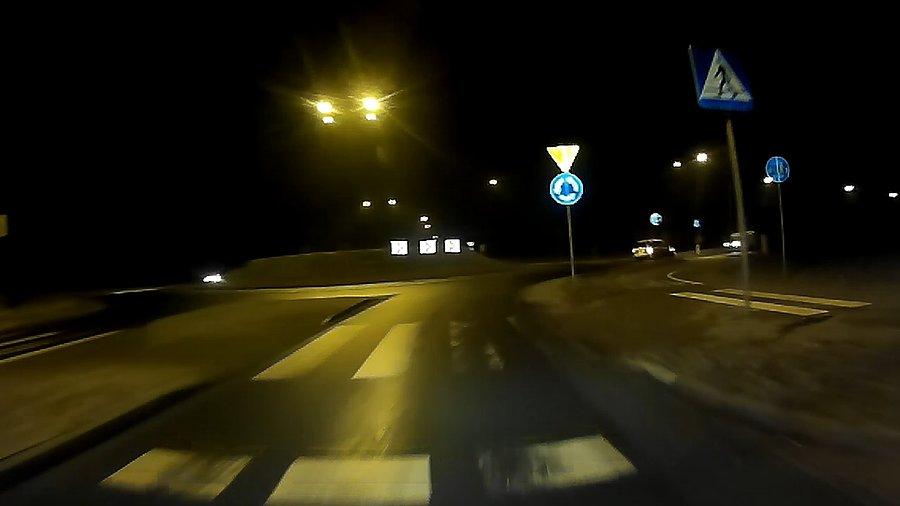 Późny wyjazd z pracy... ciemno już