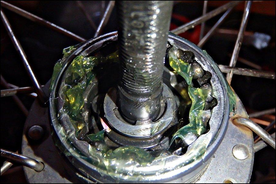 31. Częściowo złożona piasta Shimano Nexus 3