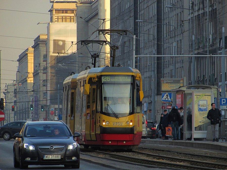 Tramwaj 26 i przystanek Ratusz Wola 03