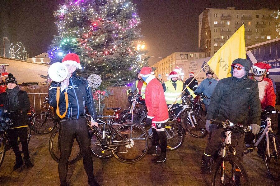 Przed przejazdem 130 Częstochowskiej Masy Krytycznej