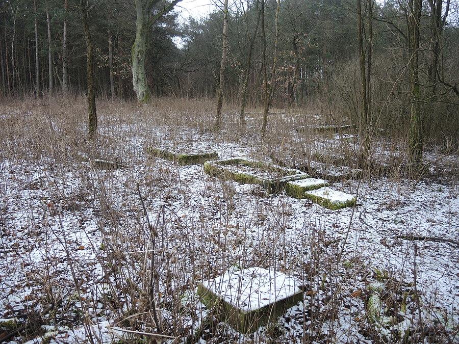 Stary cmentarz w Kruteczku