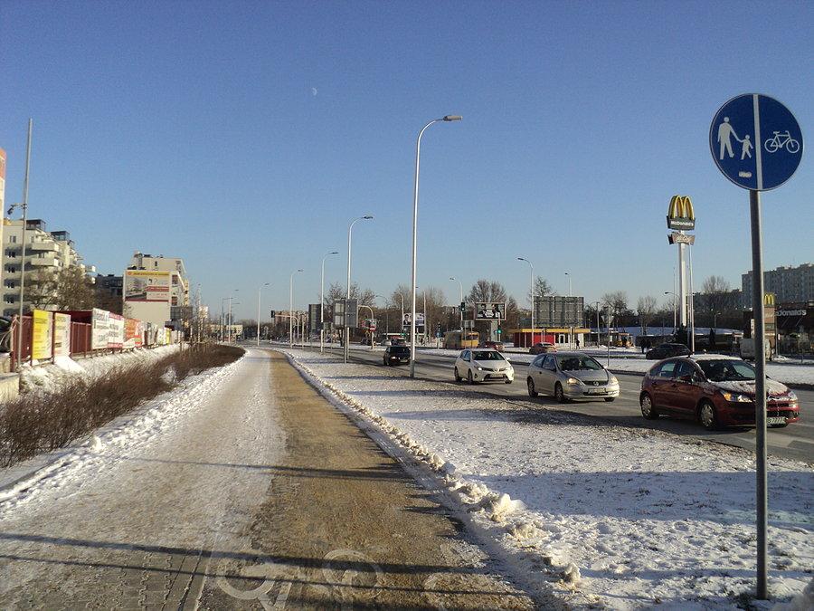 Górczewska - jak myślicie - po której stronie chodzili piesi ? :)