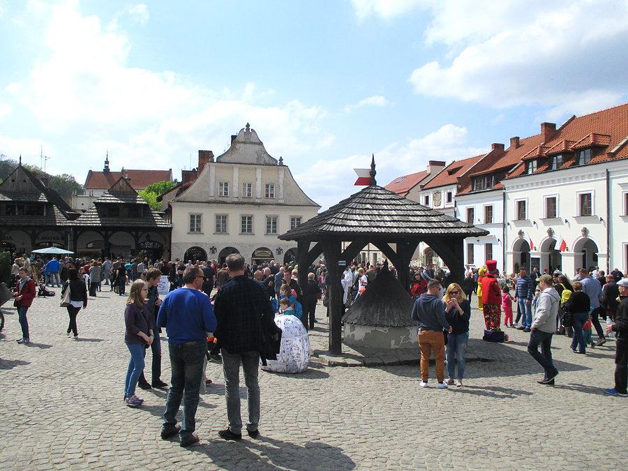 Tłumy w Kazimierzu Dolnym