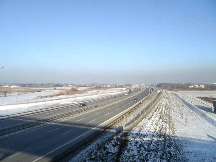 Wiadukt w Puchałach, smog nad Warszawą