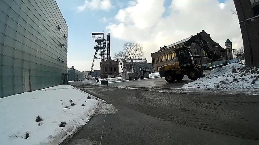 Budowa ciągle trwa