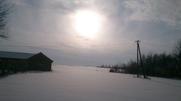 Słońce nad polami