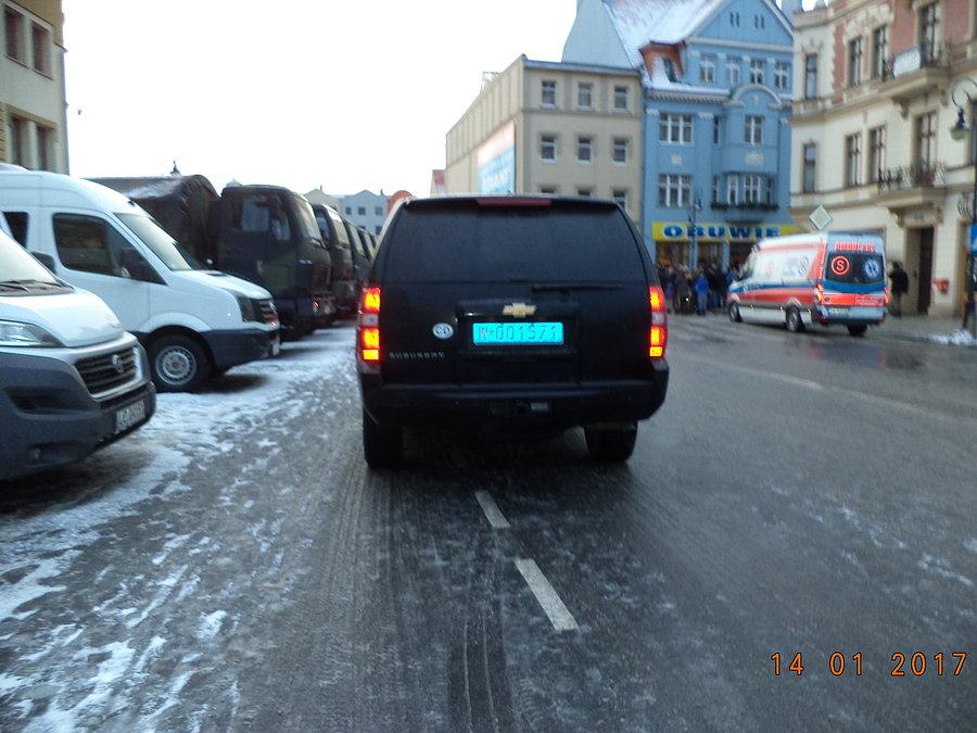 Konsul USA parkuje gdzie chce