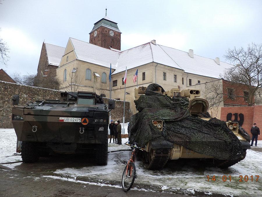 Ocierając się o historię (powitanie USArmy w PL)