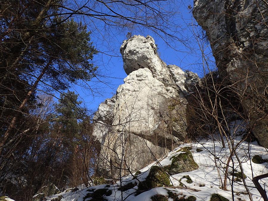 Skały na Górze Sulmów