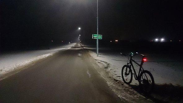 Lokalna droga w Prawiednikach
