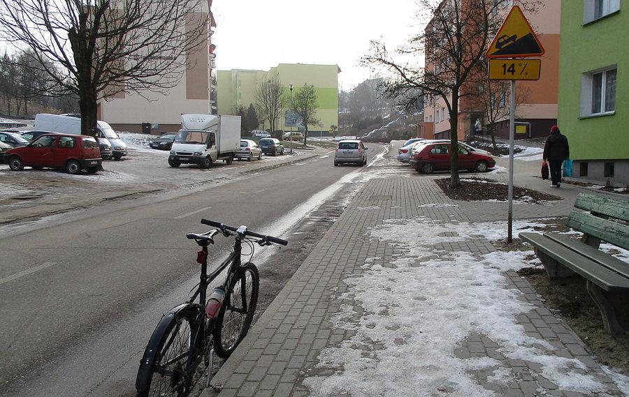 Czarnków. Konkretna ul.Siedmiogóra, miłe serpentynki tam są :)