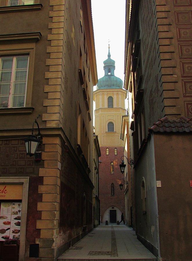 Przesmyk ze Świętojańskiej na Piwną
