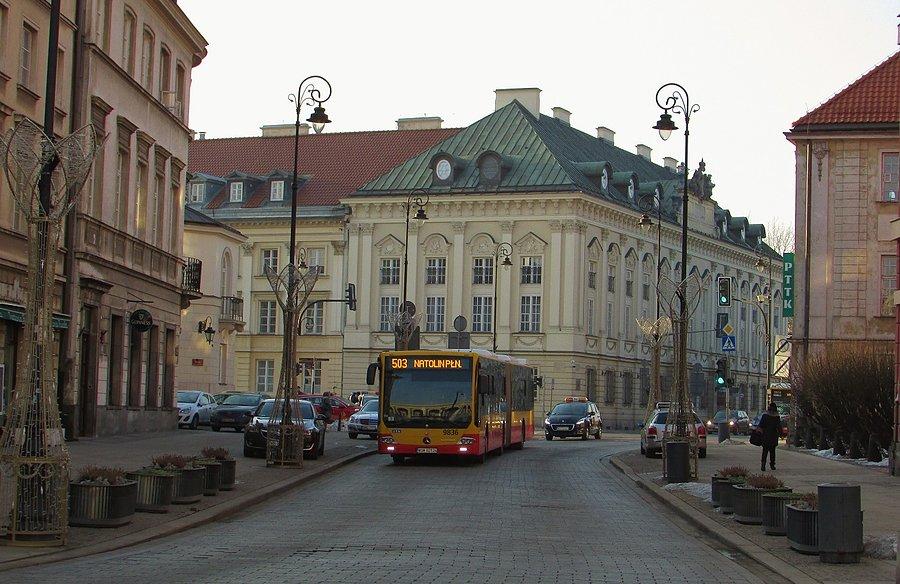 Autobus 503 na Miodowej