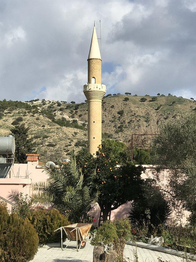 Minaret na zjeżdzie