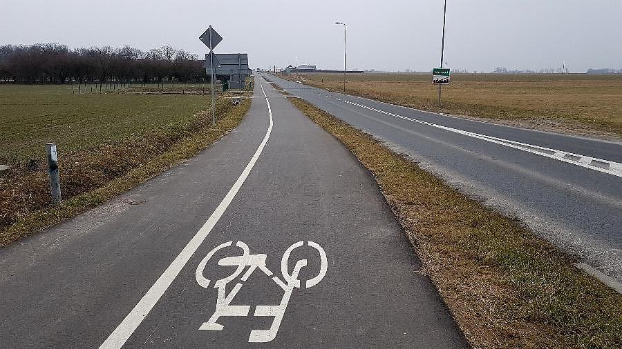 DDR-ka wzdłuż Golczewa