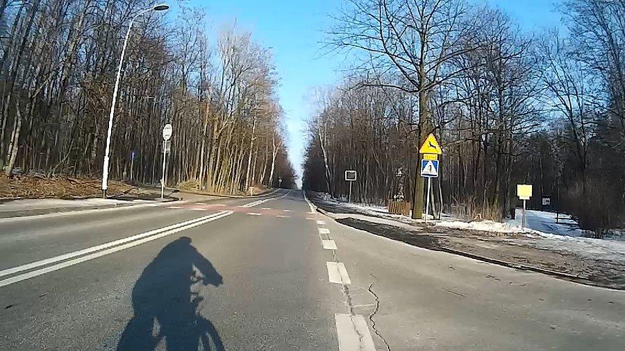 A może skrócić wycieczkę i odpić do domu w lewo?