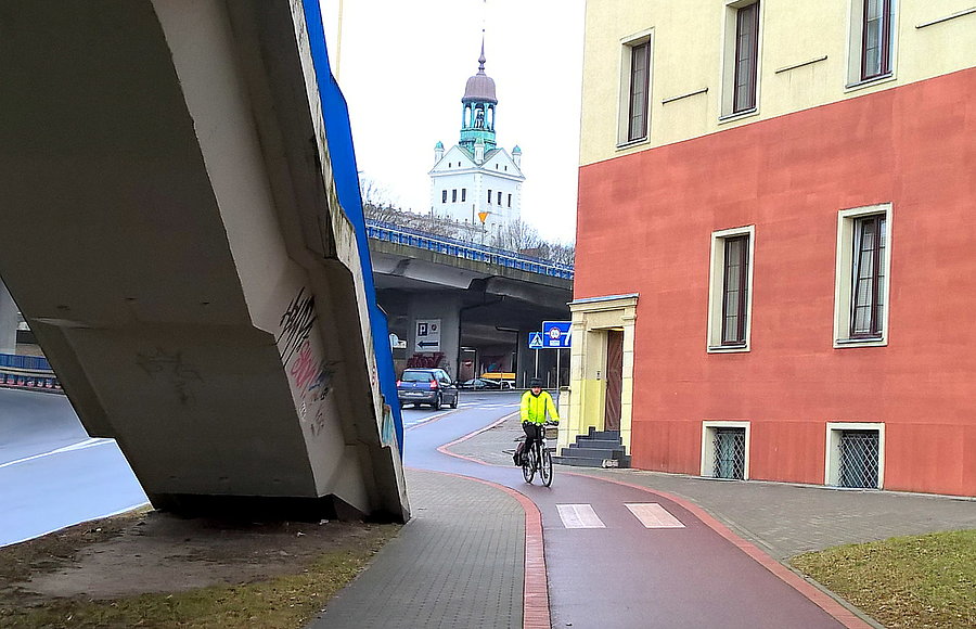 Wieża zamkowa i Kuba na DDR'-ce