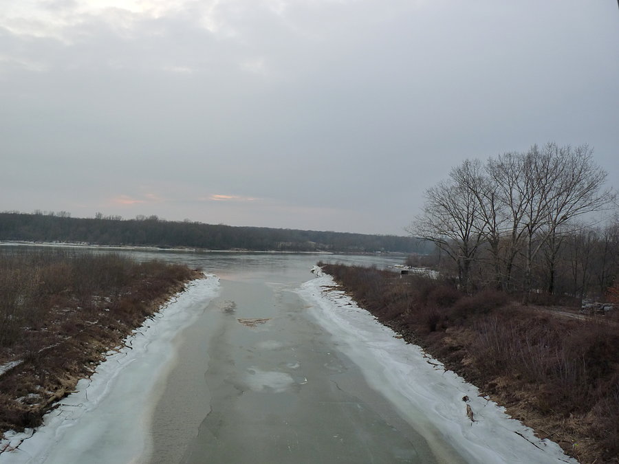 Widok z Kładki Żerańskiej na Wisłę