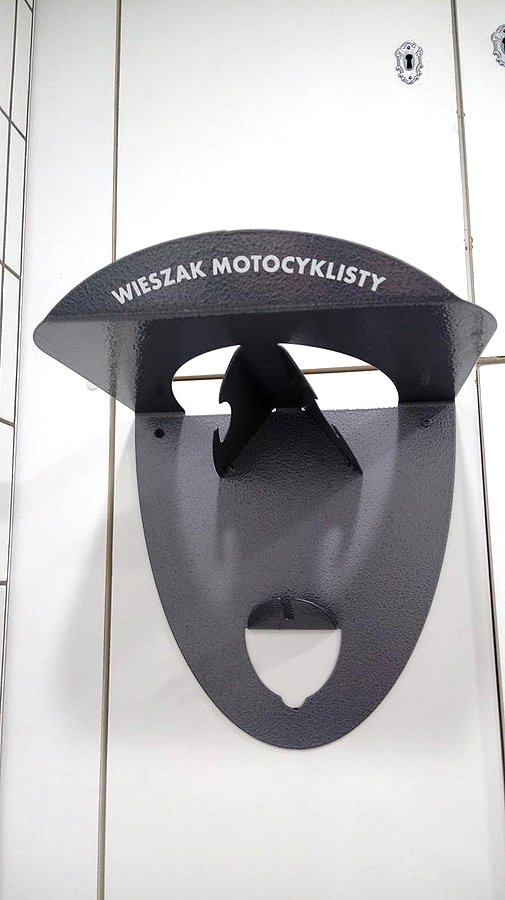 Wieszak na kask i kurtkę również rowerzysty ;-)