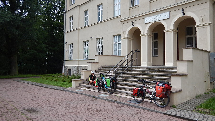 Wyprawa, dzień 4, Dom Dziecka w Wydrznie