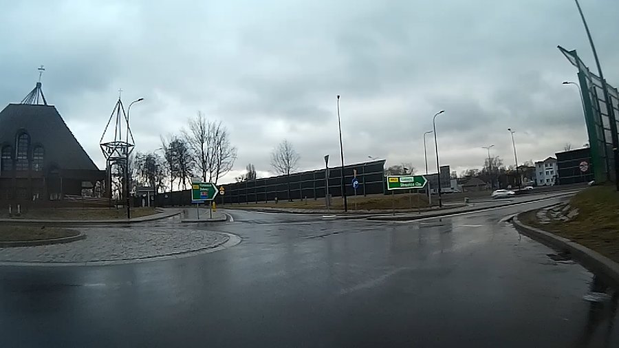 Jeszcze jasno, ale pada