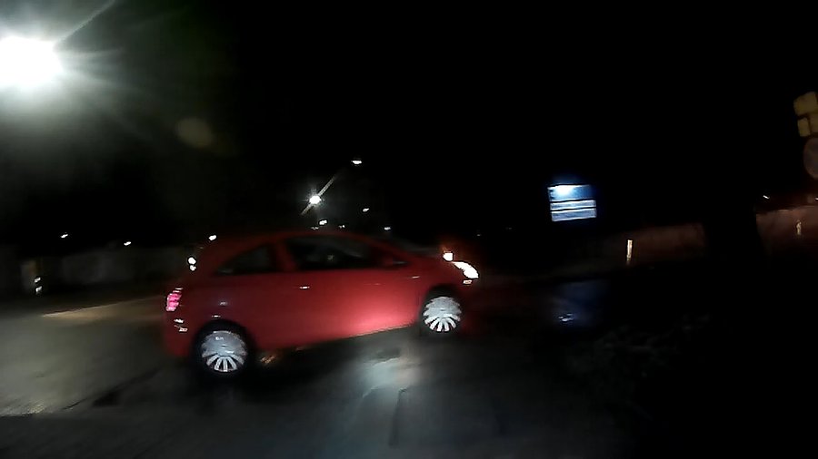 Za kierownicą kobieta, miałem pierwszeństwo, ale oczywiście musiała mi się wp...ić przed koła