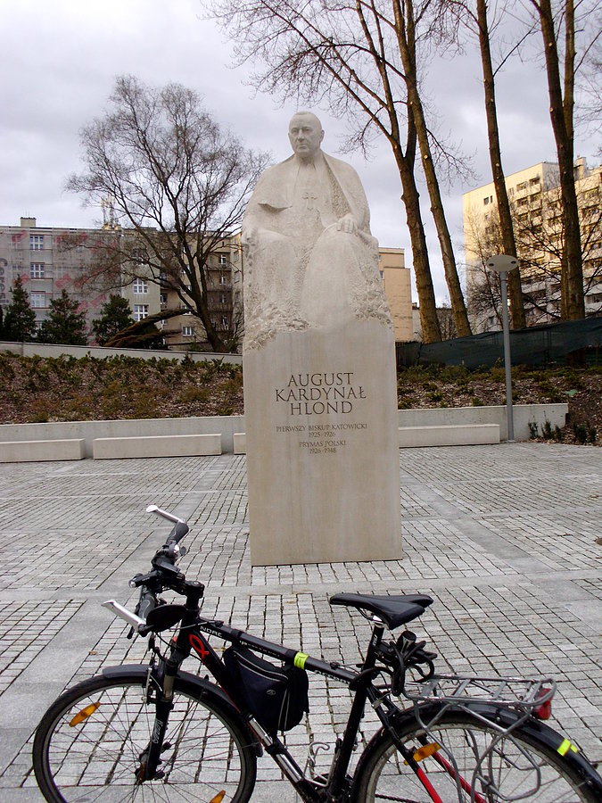 Katowice - pomnik ks. Kardynała Augusta Hlonda