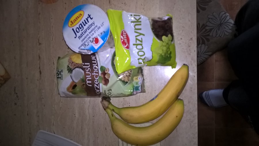 Cos smacznego :D mmmm