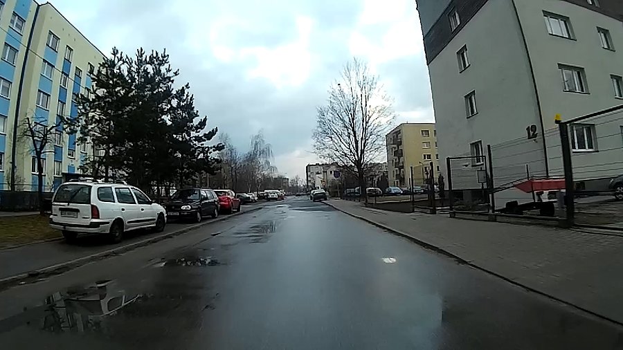 Mokro coś dzisiaj. w nocy podobno lało