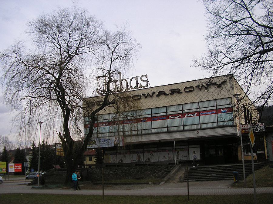 Klasyczny dom handlowy