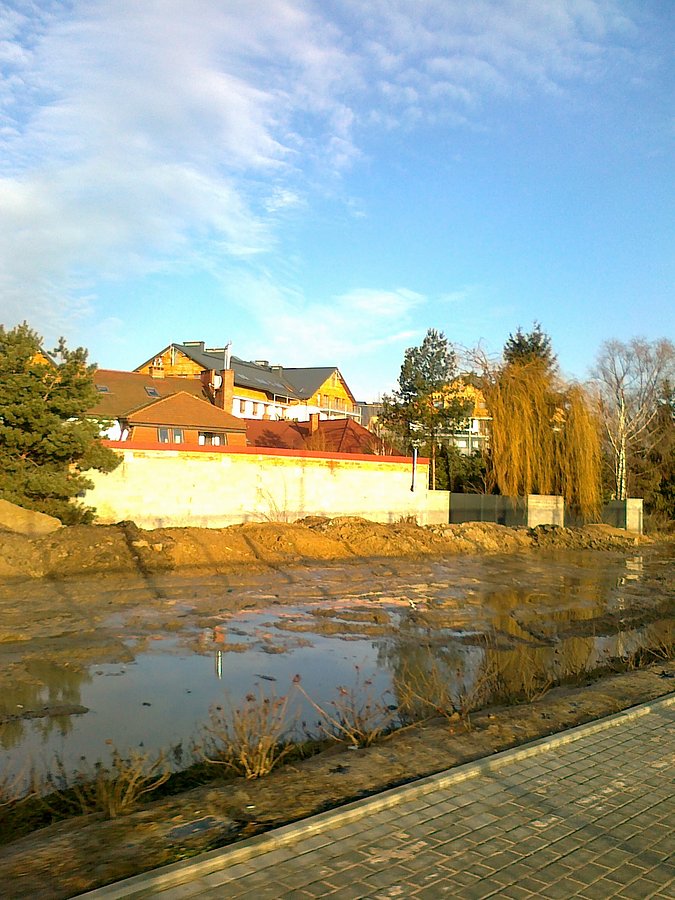 Błoto przy Nowolazurowej