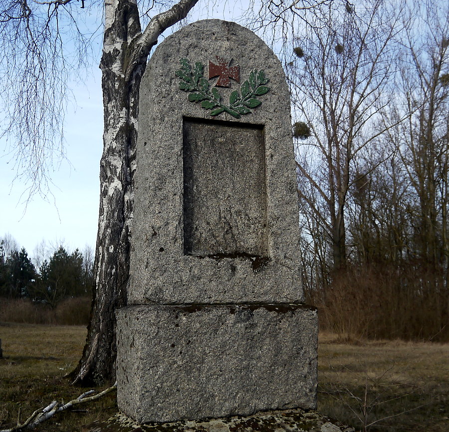 Lipki Małe - kriegerdenkmal