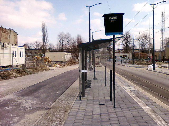 Nowa wiata przy Węglowej