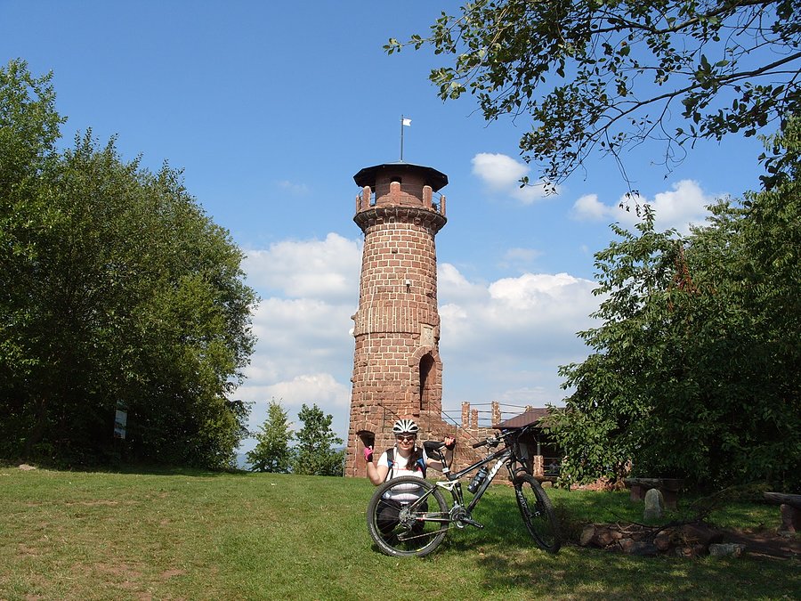Wieża na Górze Wszystkich Świętych 648m npm