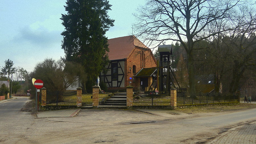 Lubiatów - kościół