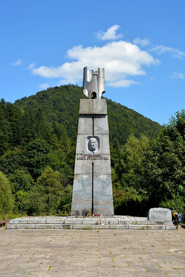 Pomnik Karola Świerczewskiego Waltera w Jabłonkach