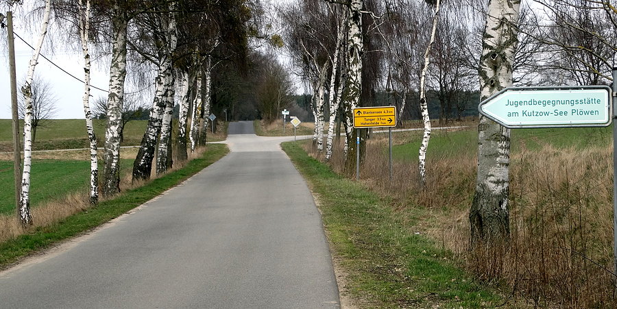 Obrazek z trasy Blankensee - Bismark, tuz przed miejscowością Bismark