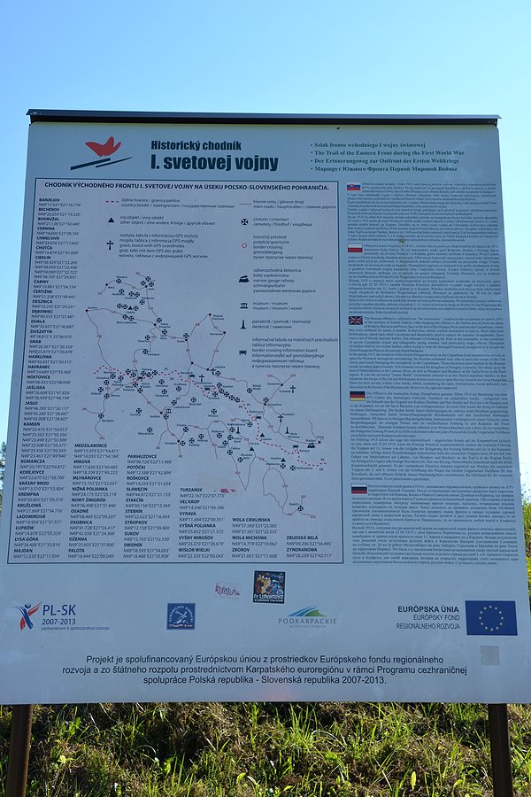 Tablica informacyjna Szlaku Frontu Wschodniego I Wojny Światowej na Przełęczy Beskid nad Radoszycami