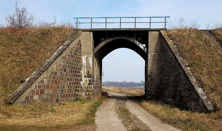 Ulikowo (niem.Wulkow) wiadukt linii 403