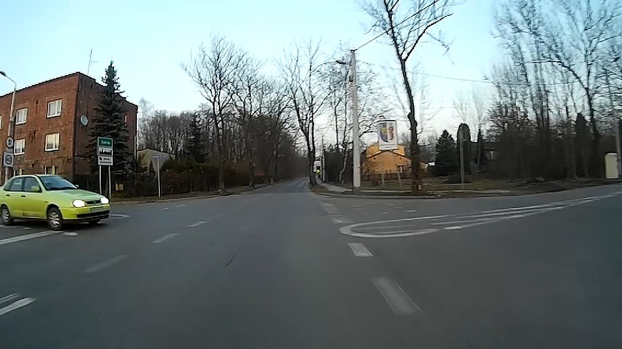 Trochę głęboko wyjechał