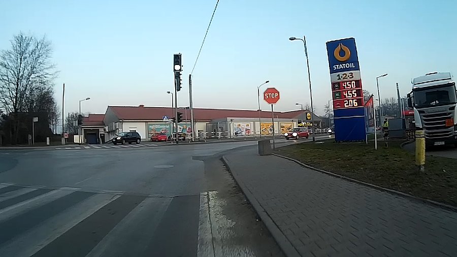 Na wprost Lidl Bielszowice :)