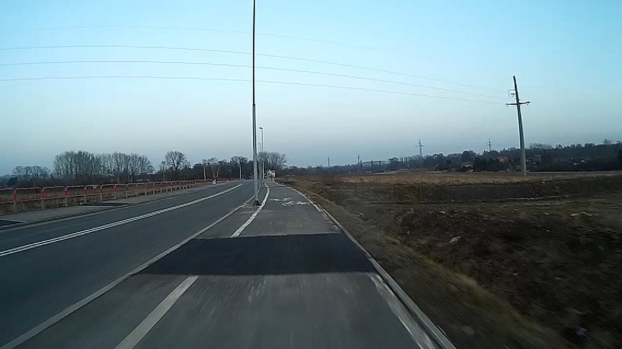 Jedna z wielu łatek położonych dzisiaj na Bielszowickiej. Asfalt jeszcze ciepły ;)