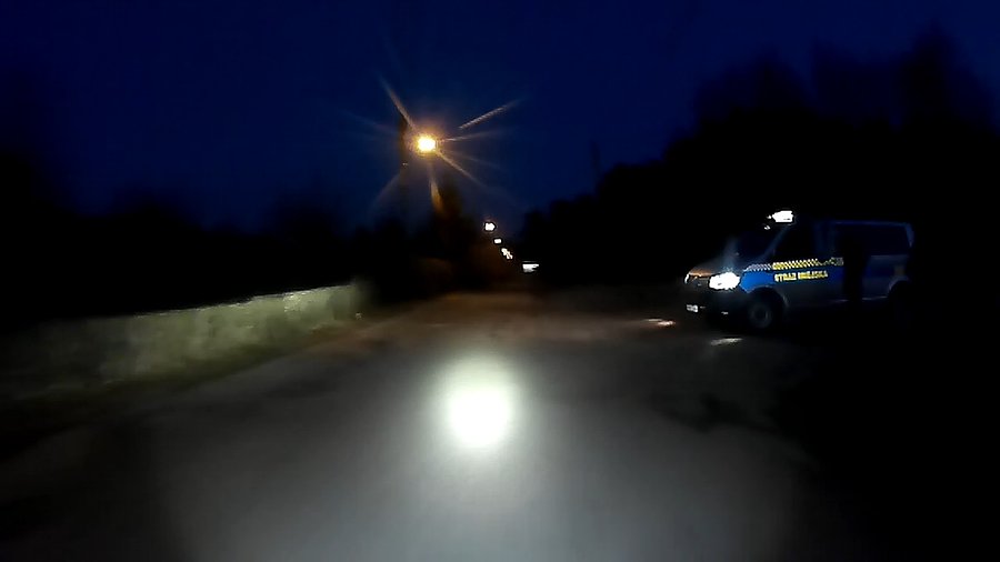 Straż miejska na Bałtyckiej, tylko miejsce takie zupełnie nijakie, czegoś szukają? Coś się stało?