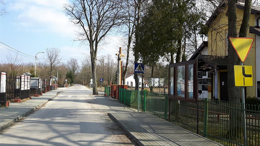 Kampinoska Droga Krzyżowa - koniec przy kościele w Wierszach