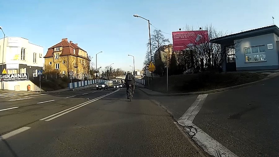 Trochę rowerzystów na drogach