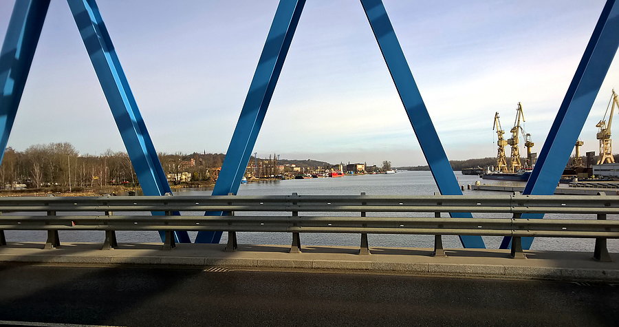 Z wiaduktu nad Odrą