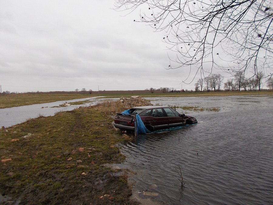 Miejska Wycieczka Rowerowa - obiekt pływający